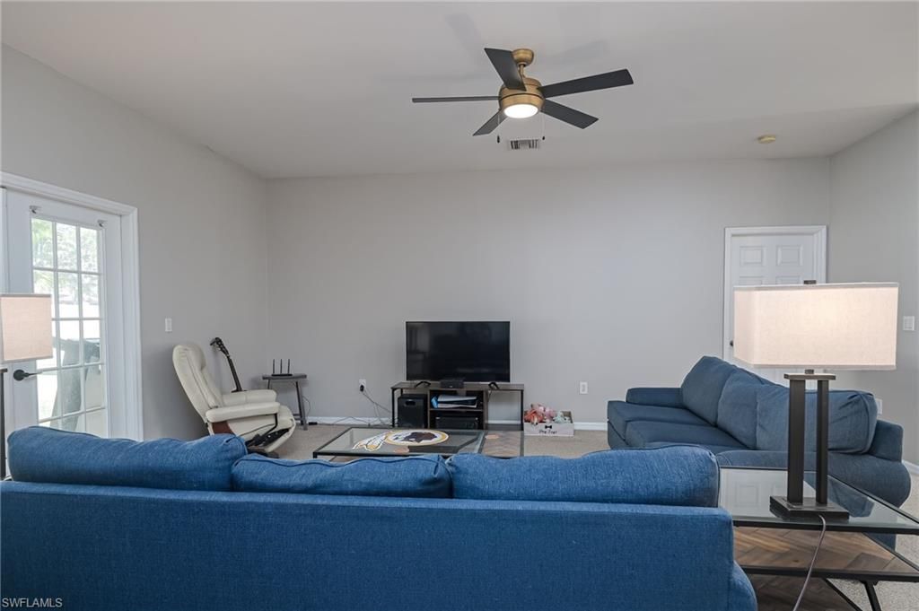 Interior, Living room