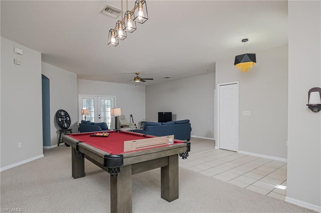 Billiard Table, Game Room, Interior