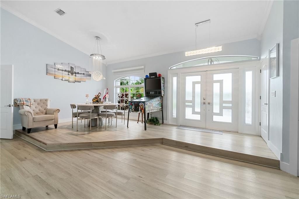 Chandelier, Dining room, Interior, Pendant Lights, Wood Texture Flooring