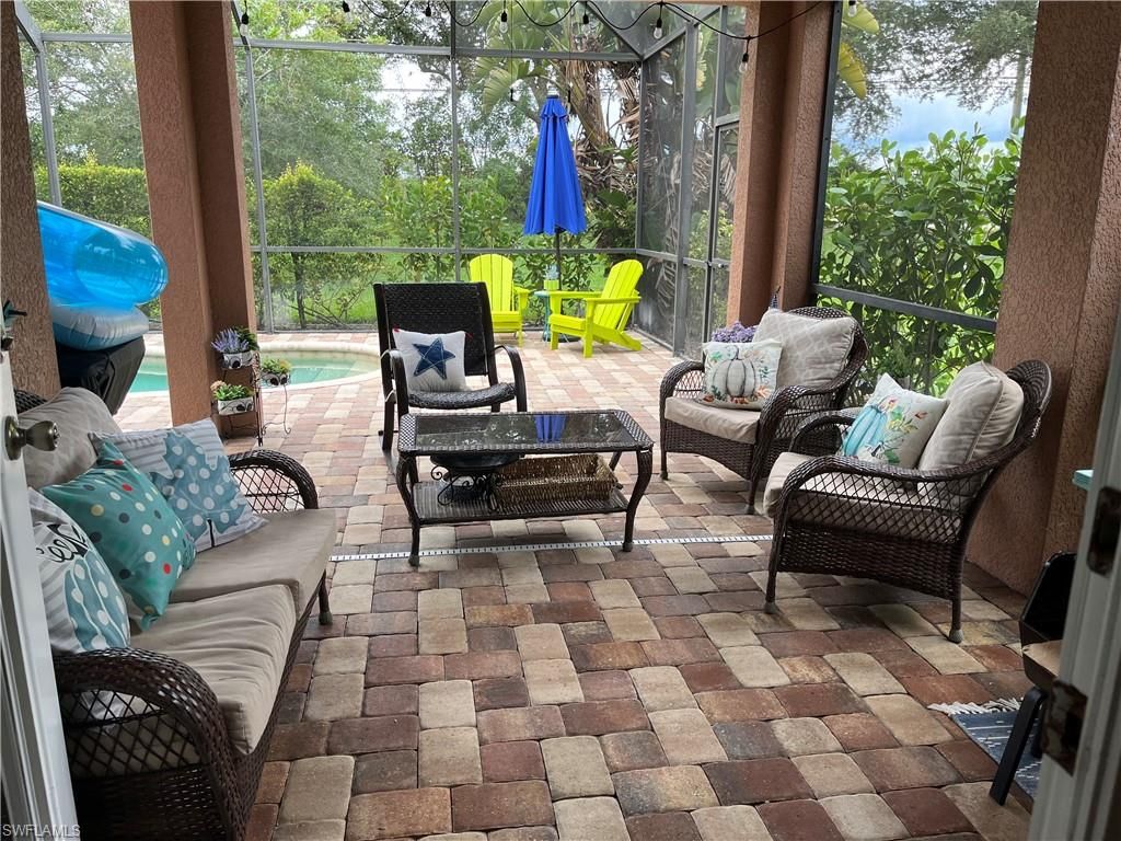 Interior, Pool, Sun Room