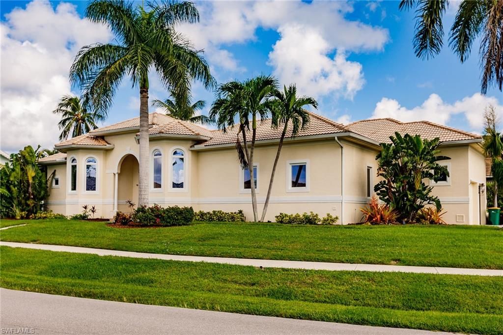 Attached, Backyard, Exterior, Facade, Mediterranean