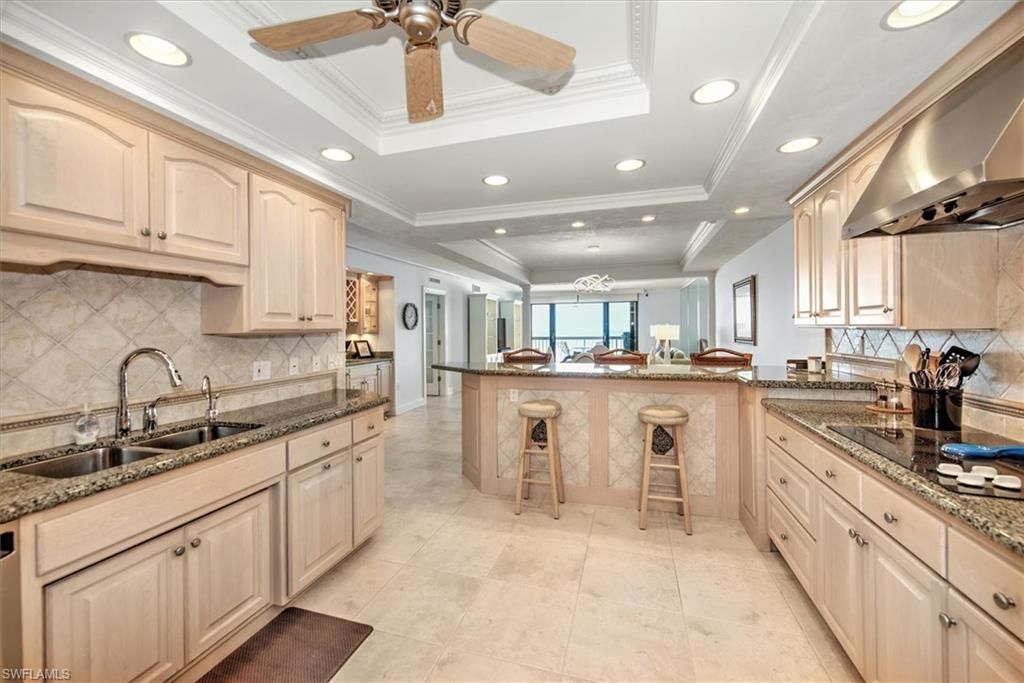 Interior, Kitchen, Recessed Lighting