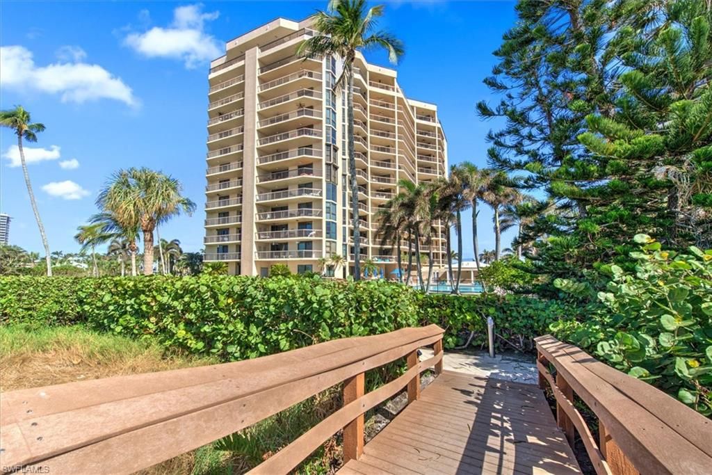 Exterior, Facade, Condo Building