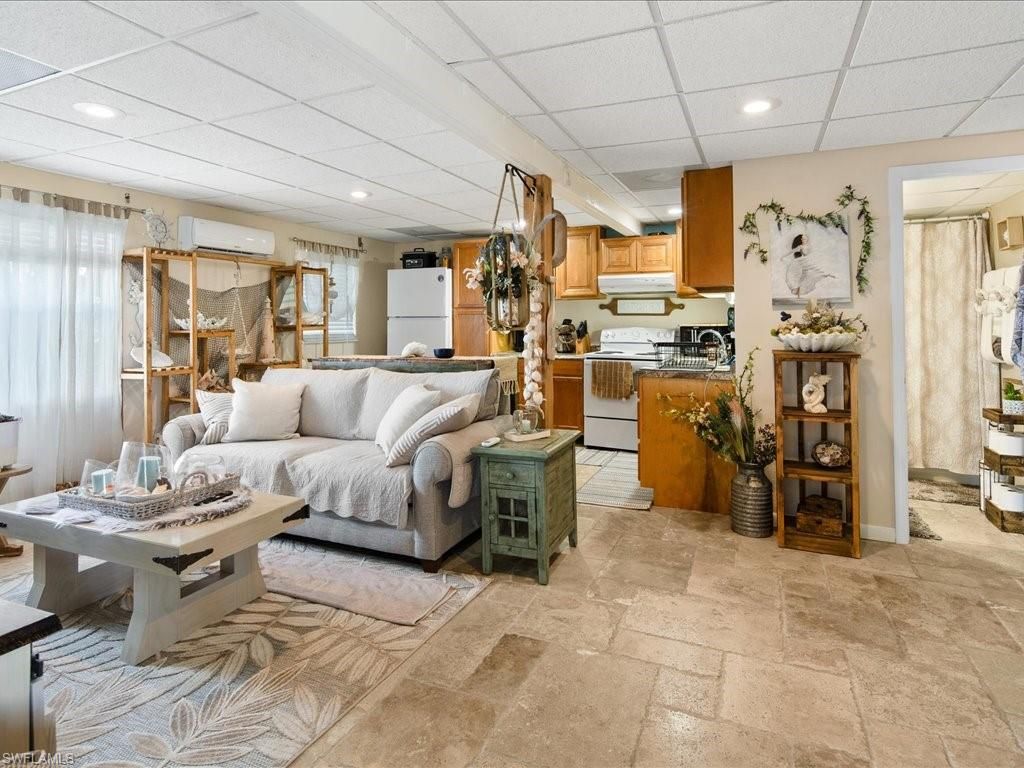 Interior, Kitchen, Living room, Recessed Lighting