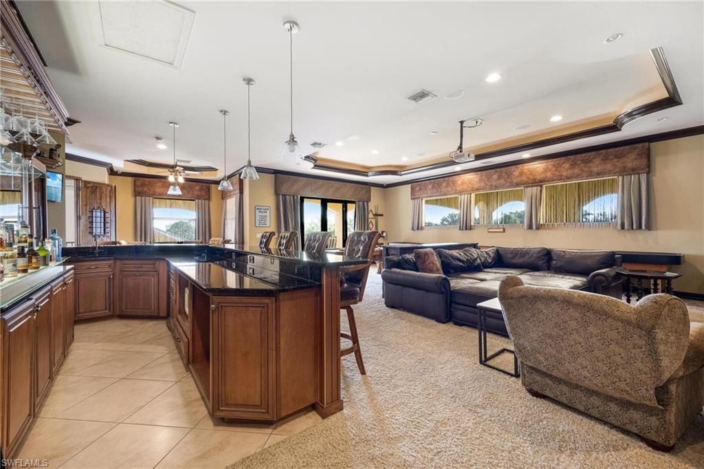 Interior, Living room, Pendant Lights, Recessed Lighting