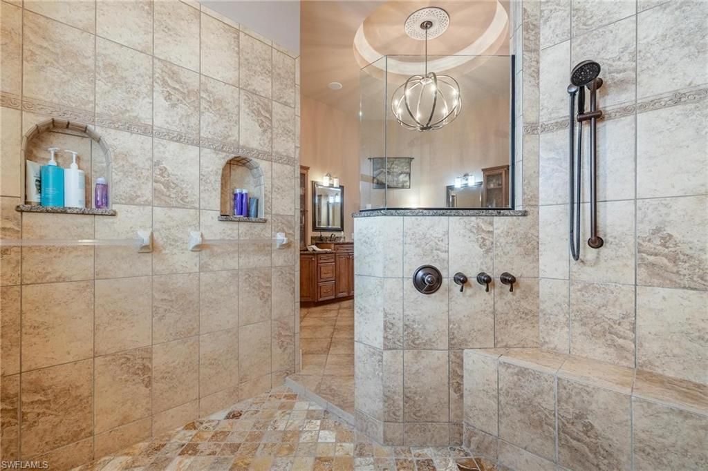 Bathroom, Interior, Pendant Lights