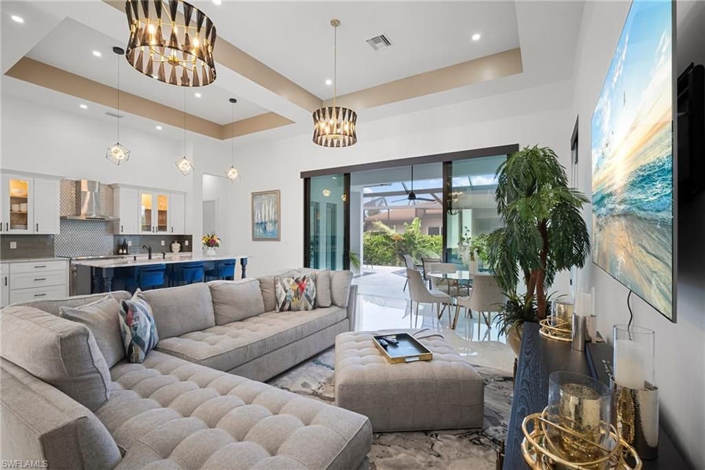 Dining room, Interior, Kitchen, Living room, Pendant Lights, Recessed Lighting
