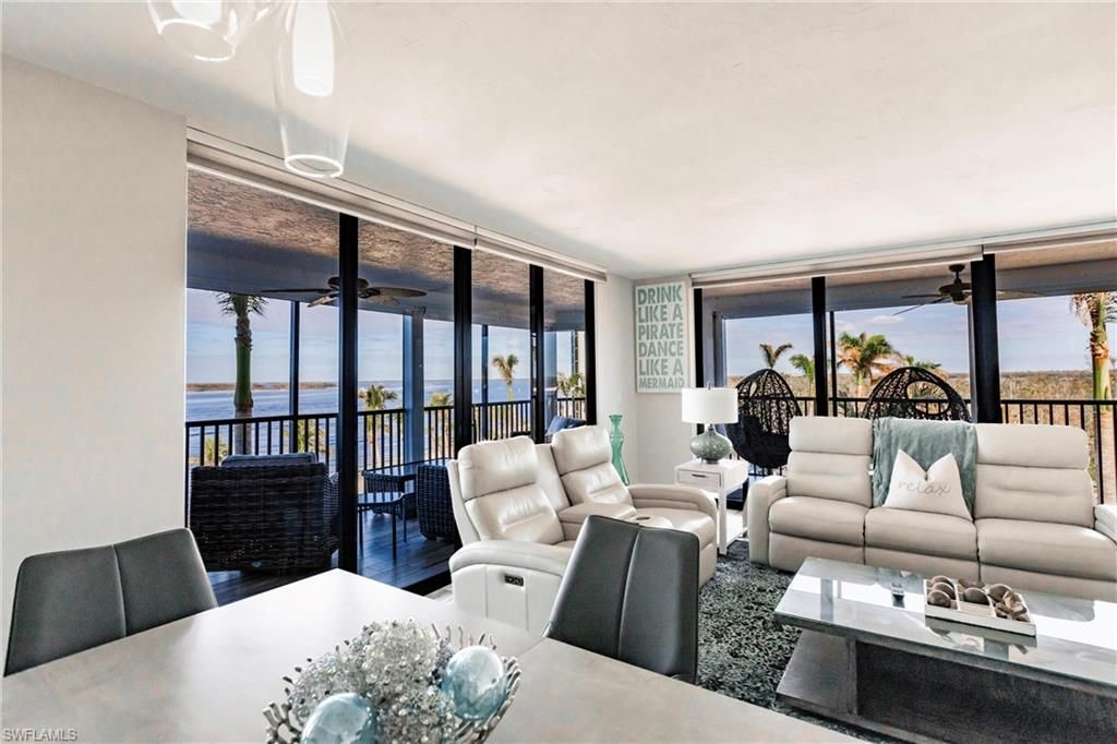 Dining room, Interior, Living room, Water