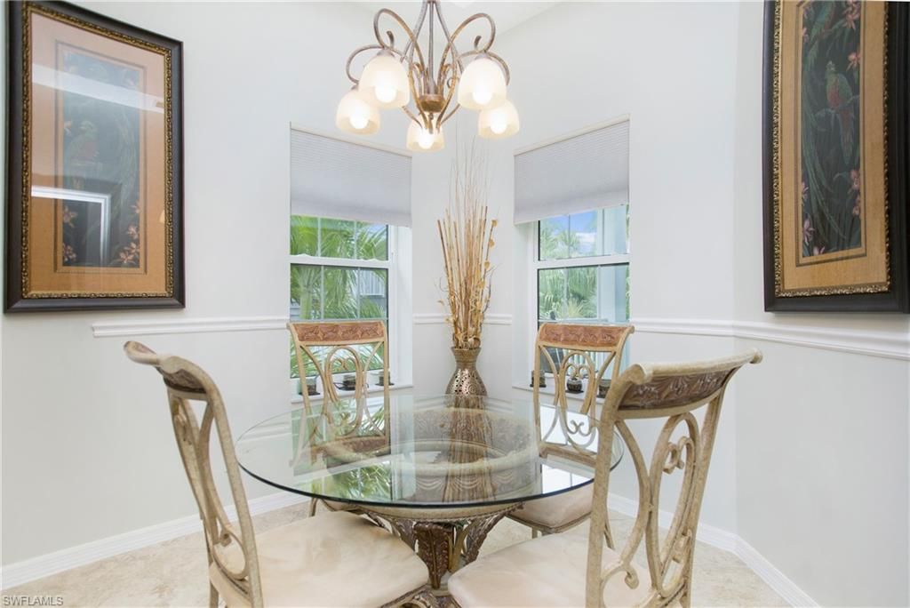 Dining room, Interior