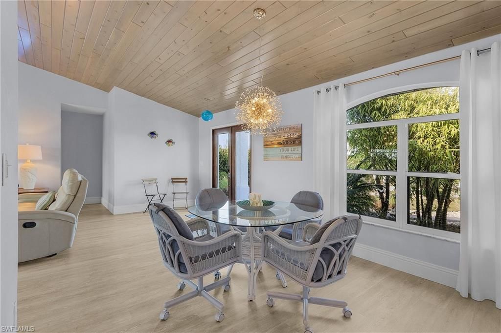 Chandelier, Dining room, Interior, Wooden Ceilings, Wood Texture Flooring