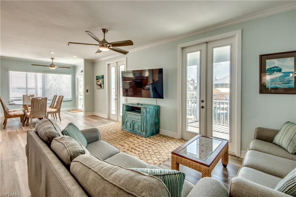 Dining room, Interior, Living room, Wood Texture Flooring