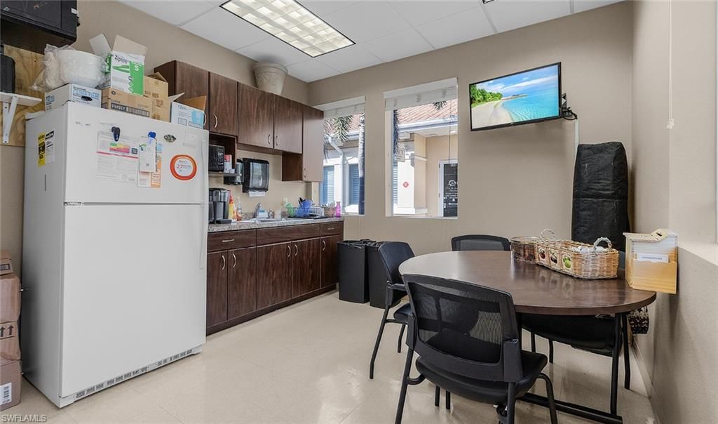 Dining room, Interior, Kitchen