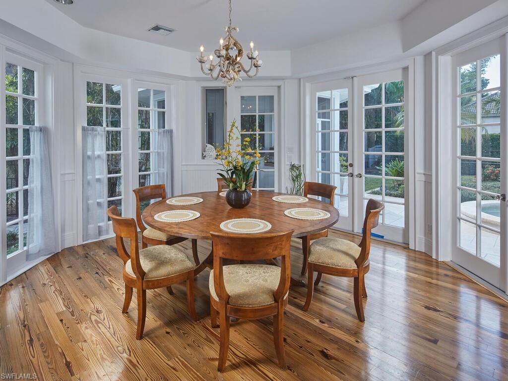 Chandelier, Dining room, Interior, Wood Texture Flooring