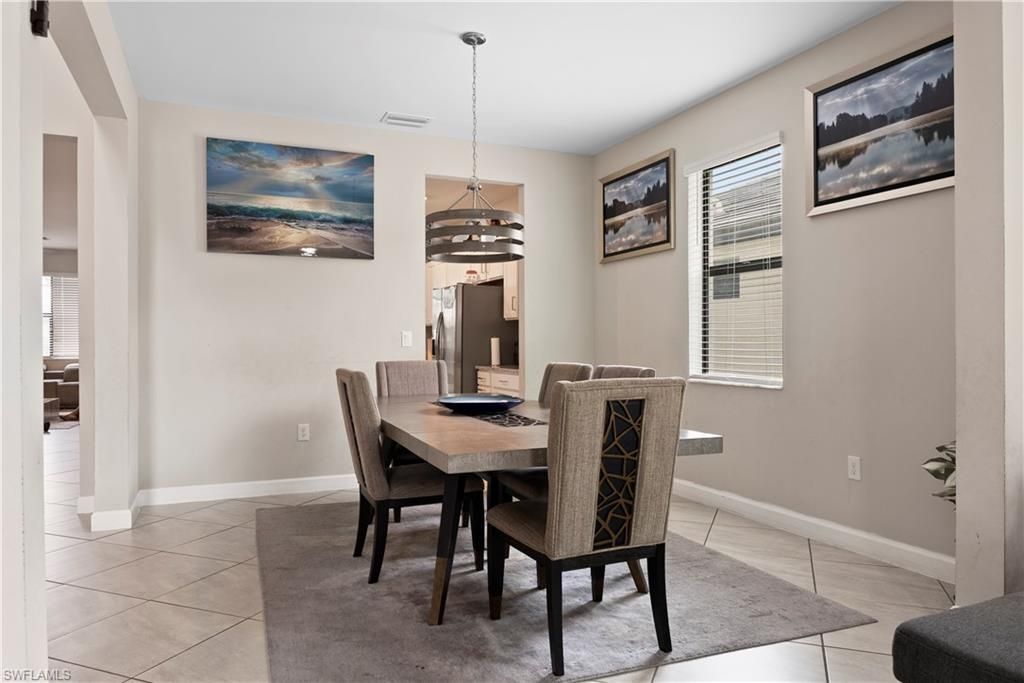 Dining room, Interior, Pendant Lights