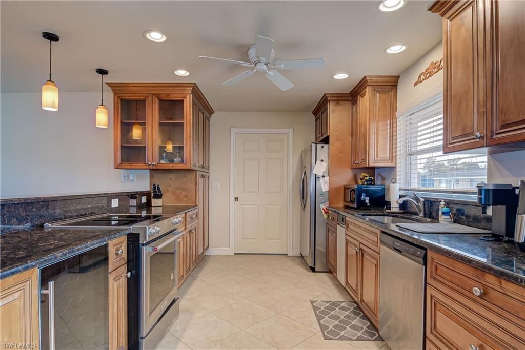 Interior, Kitchen, Pendant Lights, Recessed Lighting