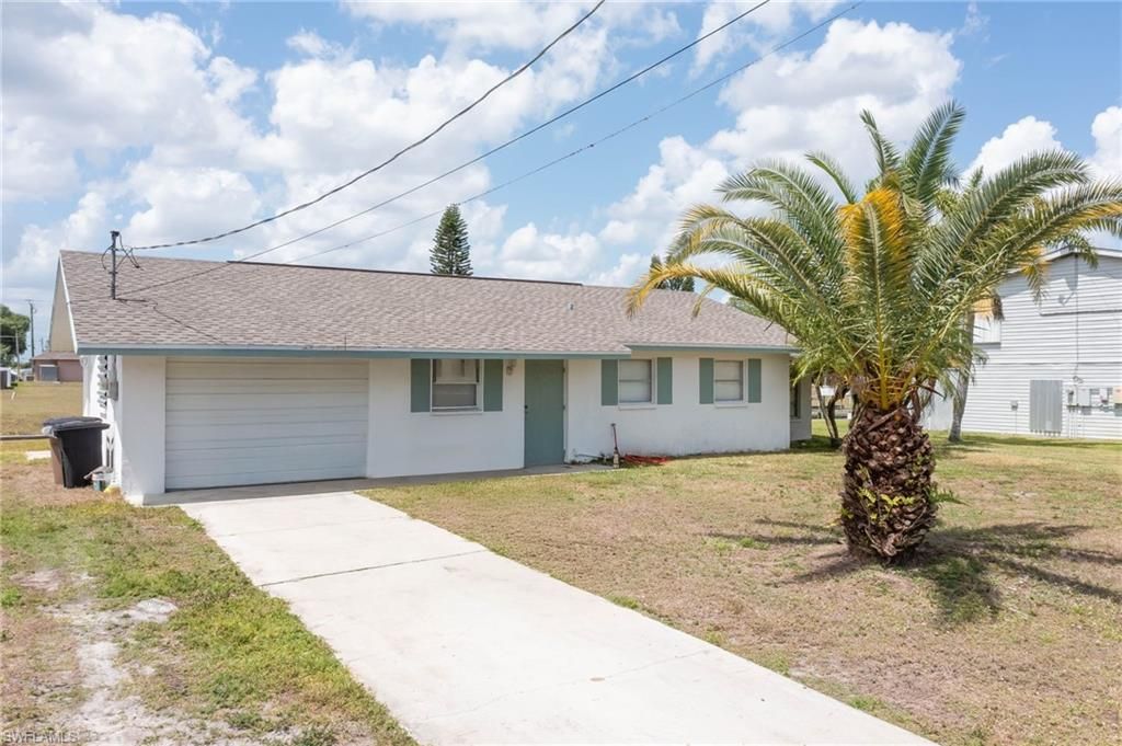 Attached, Backyard, Exterior, Facade, Ranch