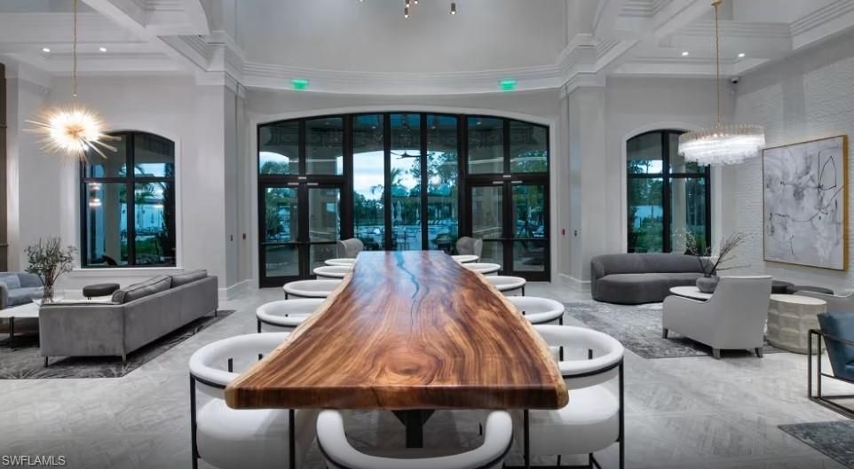 Chandelier, Dining room, Interior, Living room, Pendant Lights, Recessed Lighting