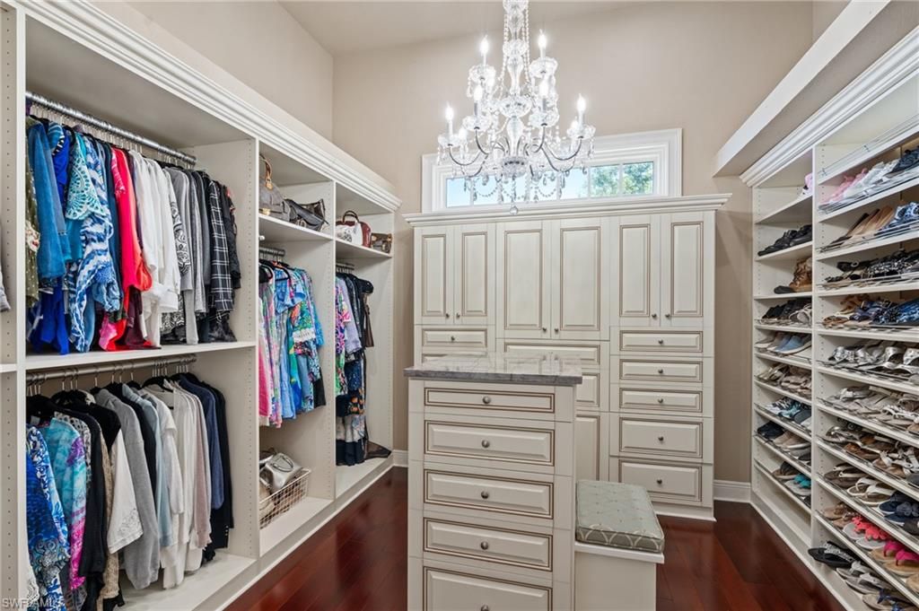 Chandelier, Interior, Walk-in Closets, Wood Texture Flooring