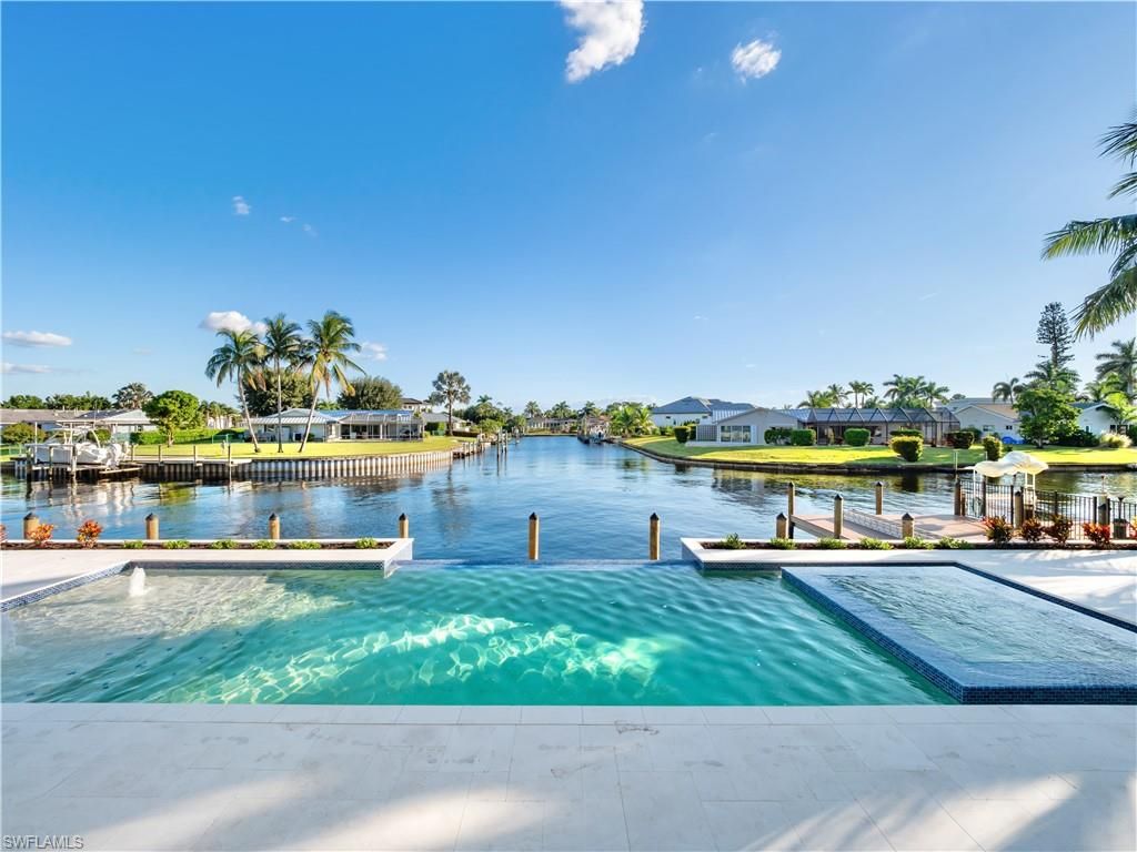 Exterior, Pool, Water