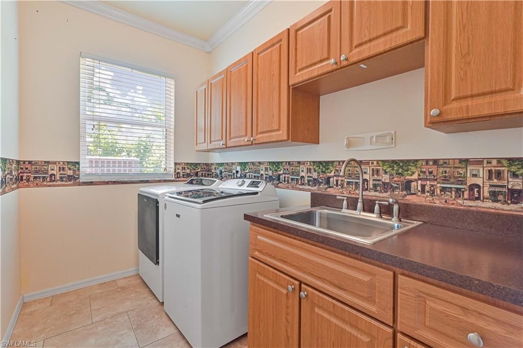 Interior, Kitchen, Washer