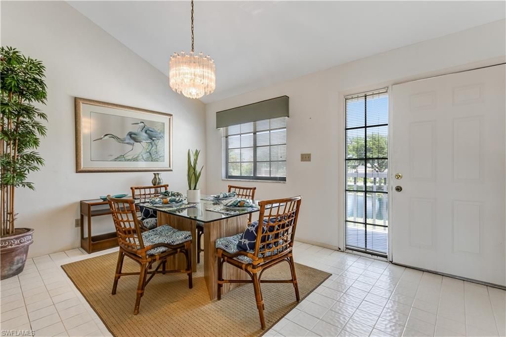 Chandelier, Dining room, Interior