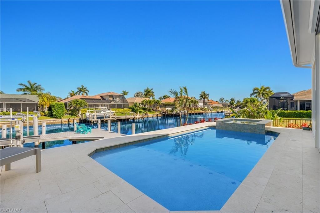 Exterior, Pool, Water