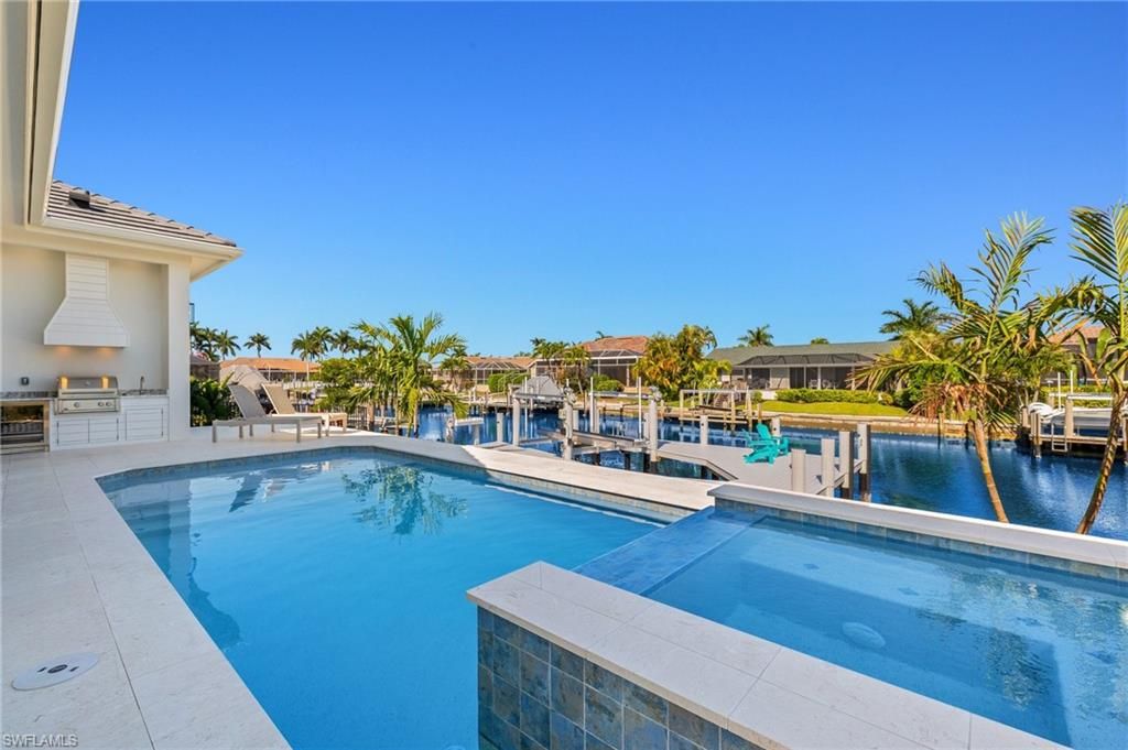 Exterior, Pool, Water