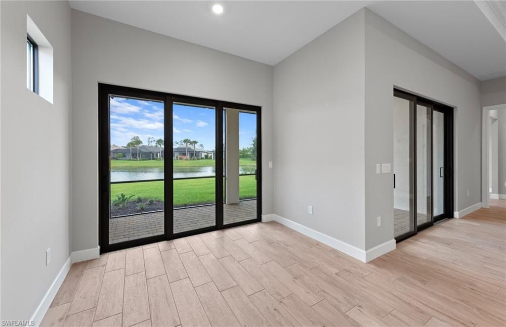 Empty room, Interior, Recessed Lighting, Water, Wood Texture Flooring