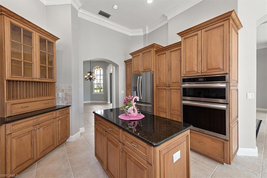 Chandelier, Interior, Kitchen, Recessed Lighting, Stainless Steel Appliances