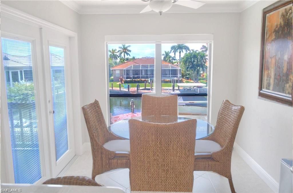 Dining room, Interior, Water