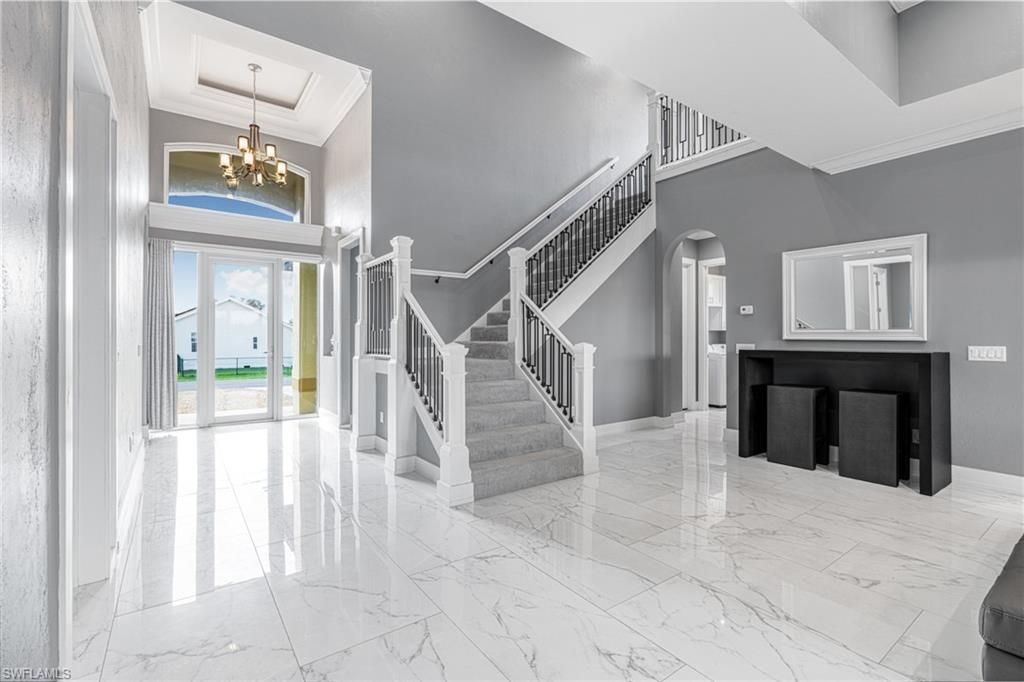 Chandelier, Interior, Marble, Pendant Lights