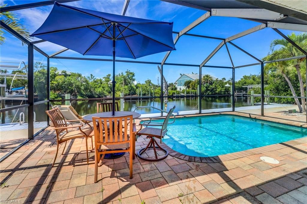 Glass Ceilings, Interior, Pool, Sun Room, Water