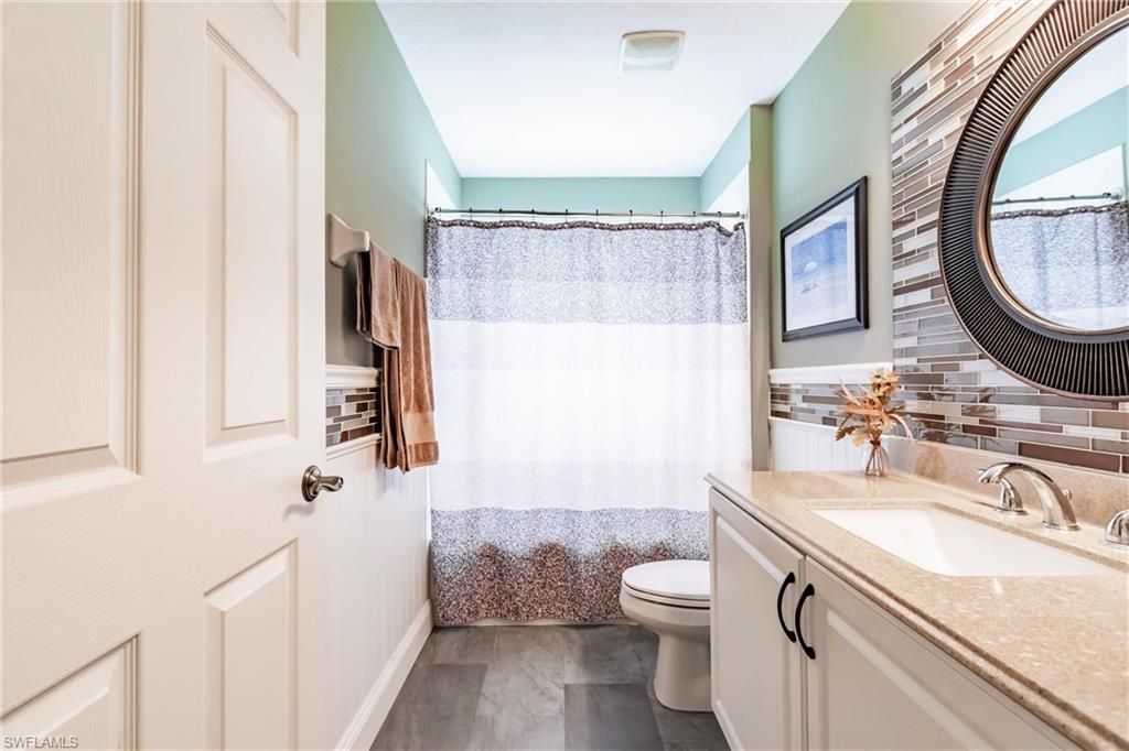 Bathroom, Interior