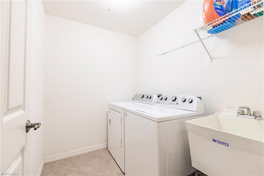 Interior, Washer