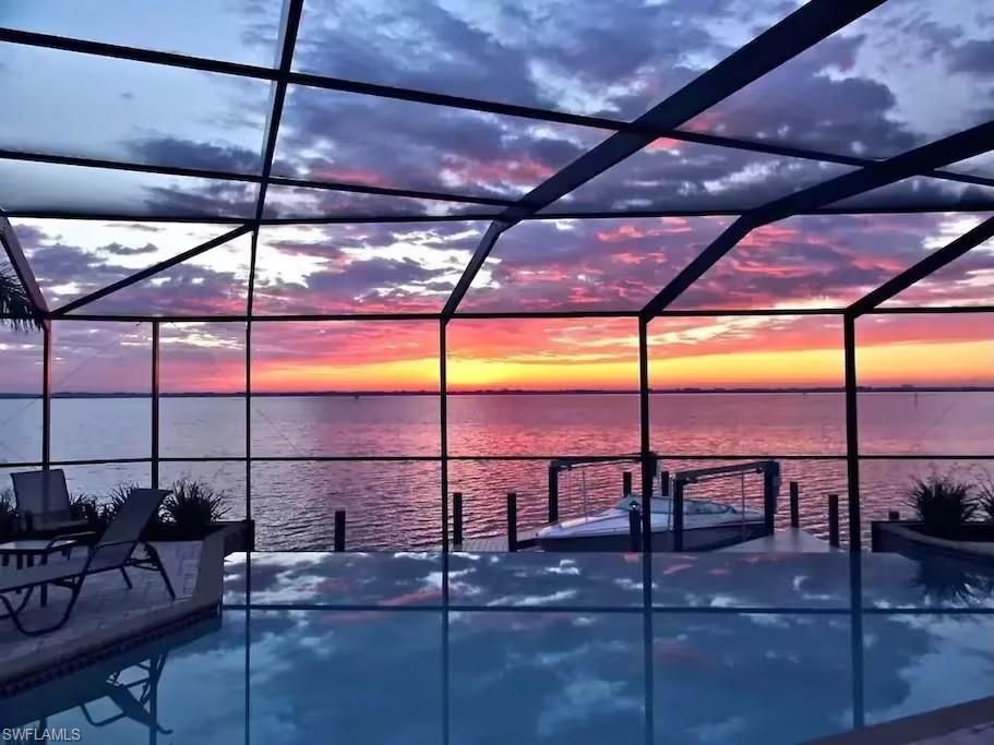 Glass Ceilings, Interior, Pool, Sun Room, Water