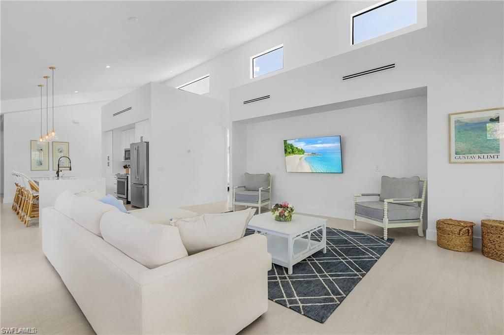 Interior, Kitchen, Living room, Pendant Lights, Recessed Lighting