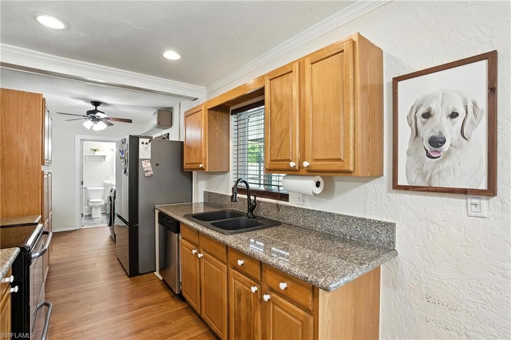 Interior, Kitchen, Recessed Lighting, Wood Texture Flooring