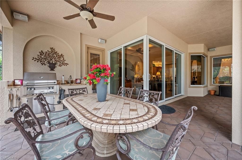 Exterior, Outdoor Kitchen