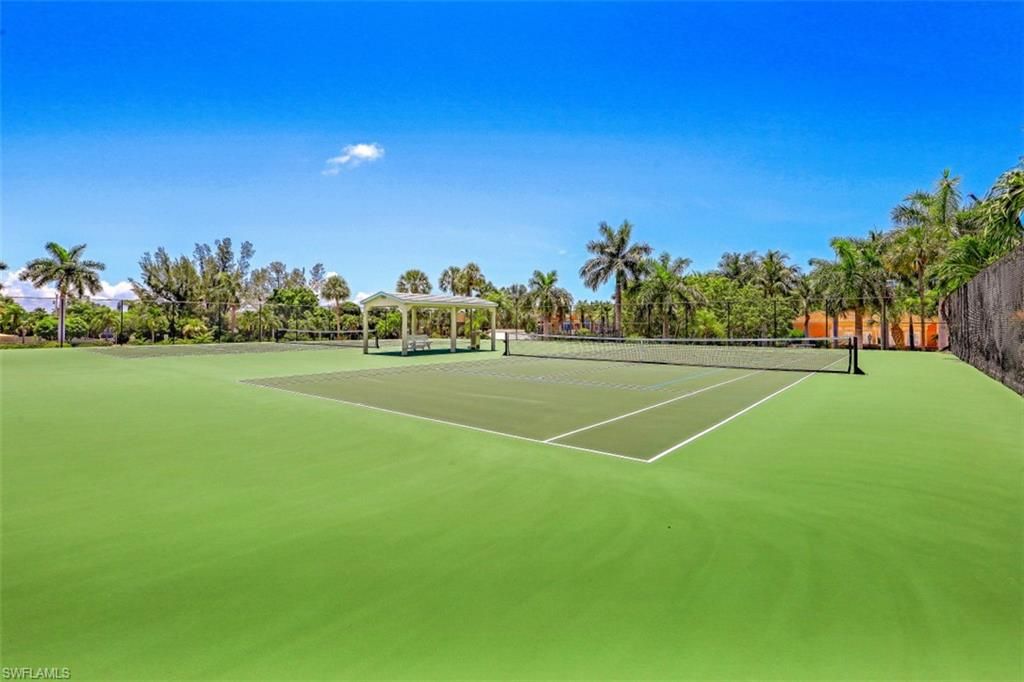 Exterior, Tennis Courts