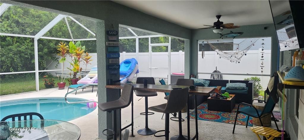 Dining room, Interior, Pool, Sun Room
