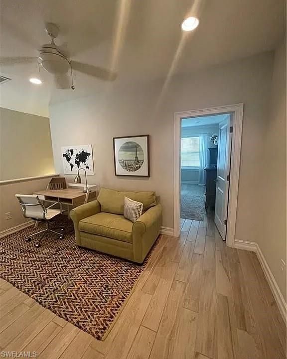 Home Office, Interior, Recessed Lighting, Wood Texture Flooring