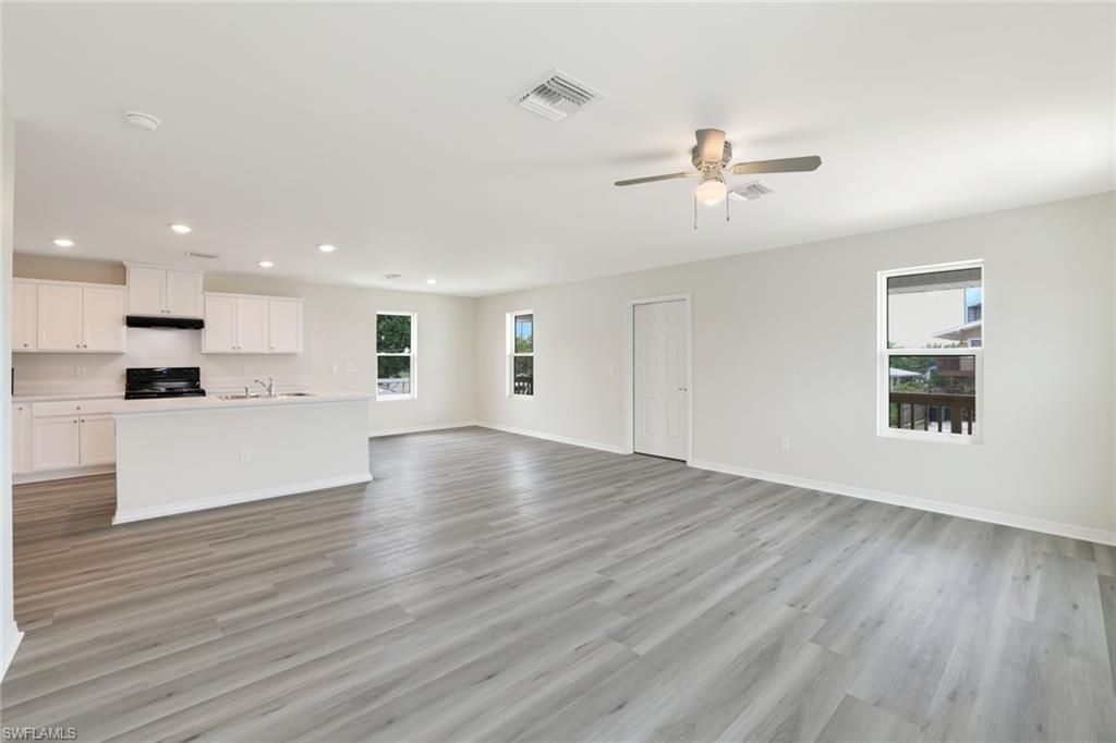Empty room, Interior, Kitchen, Recessed Lighting, Wood Texture Flooring