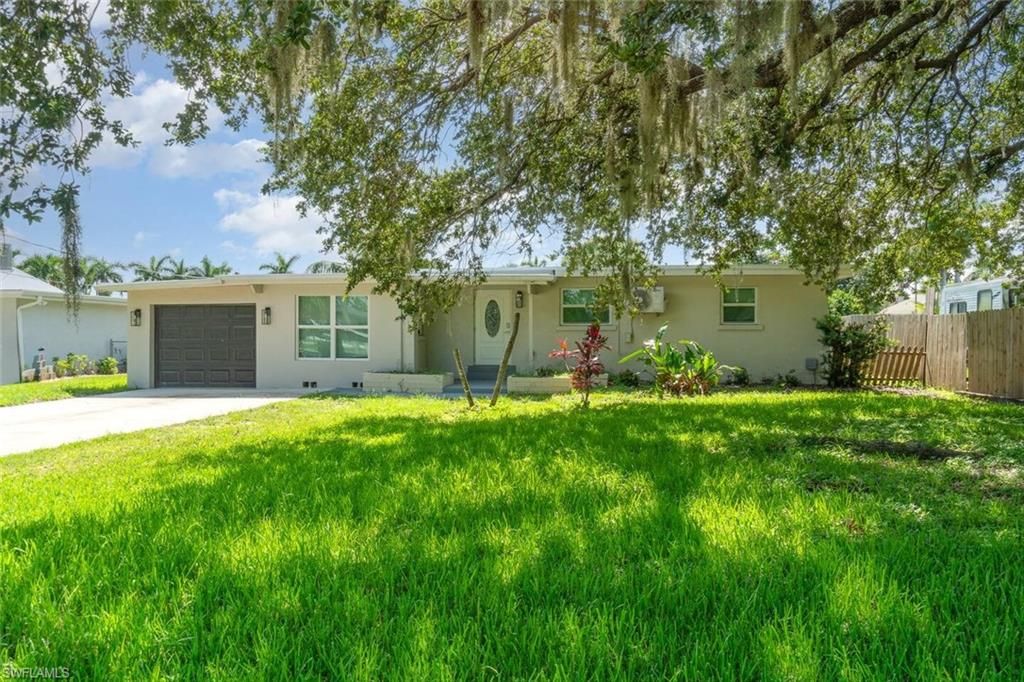 Attached, Backyard, Exterior, Facade, Ranch
