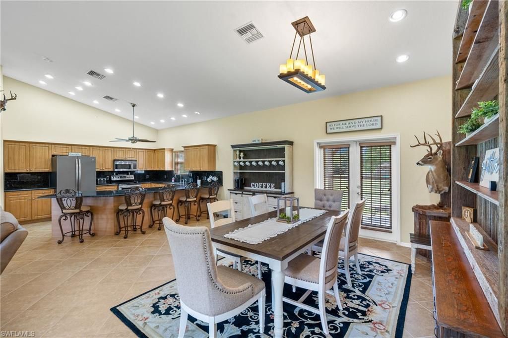 Dining room, Interior, Kitchen, Pendant Lights, Recessed Lighting