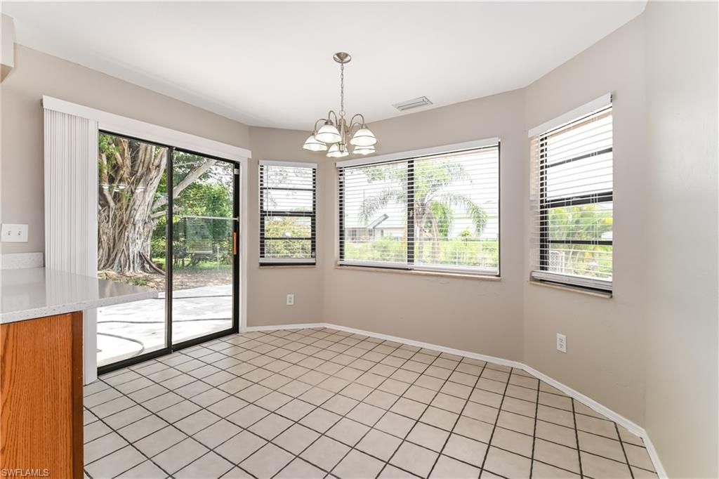 Chandelier, Empty room, Interior
