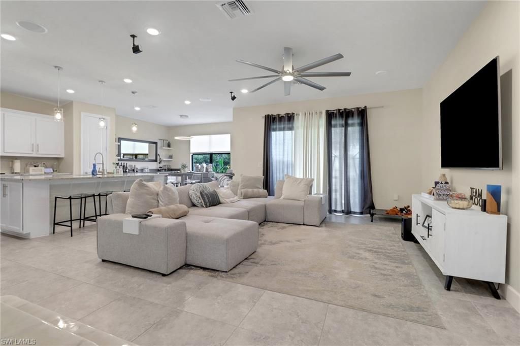 Interior, Kitchen, Living room, Pendant Lights, Recessed Lighting
