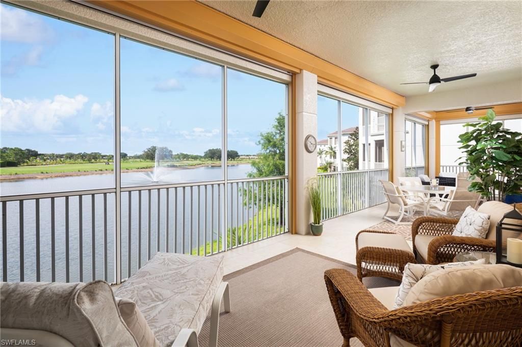 Dining room, Interior, Sun Room, Water