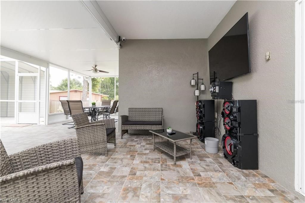 Dining room, Interior