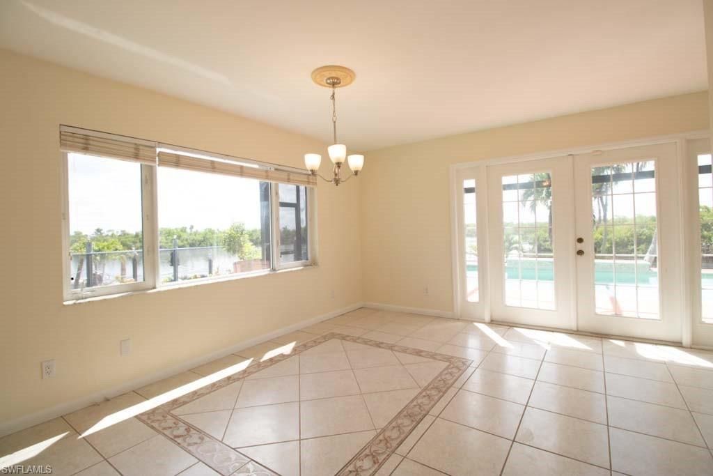 Chandelier, Empty room, Interior