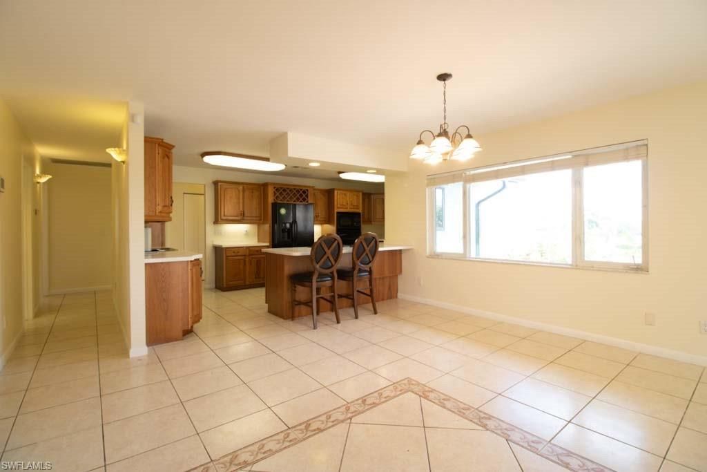 Chandelier, Interior, Kitchen